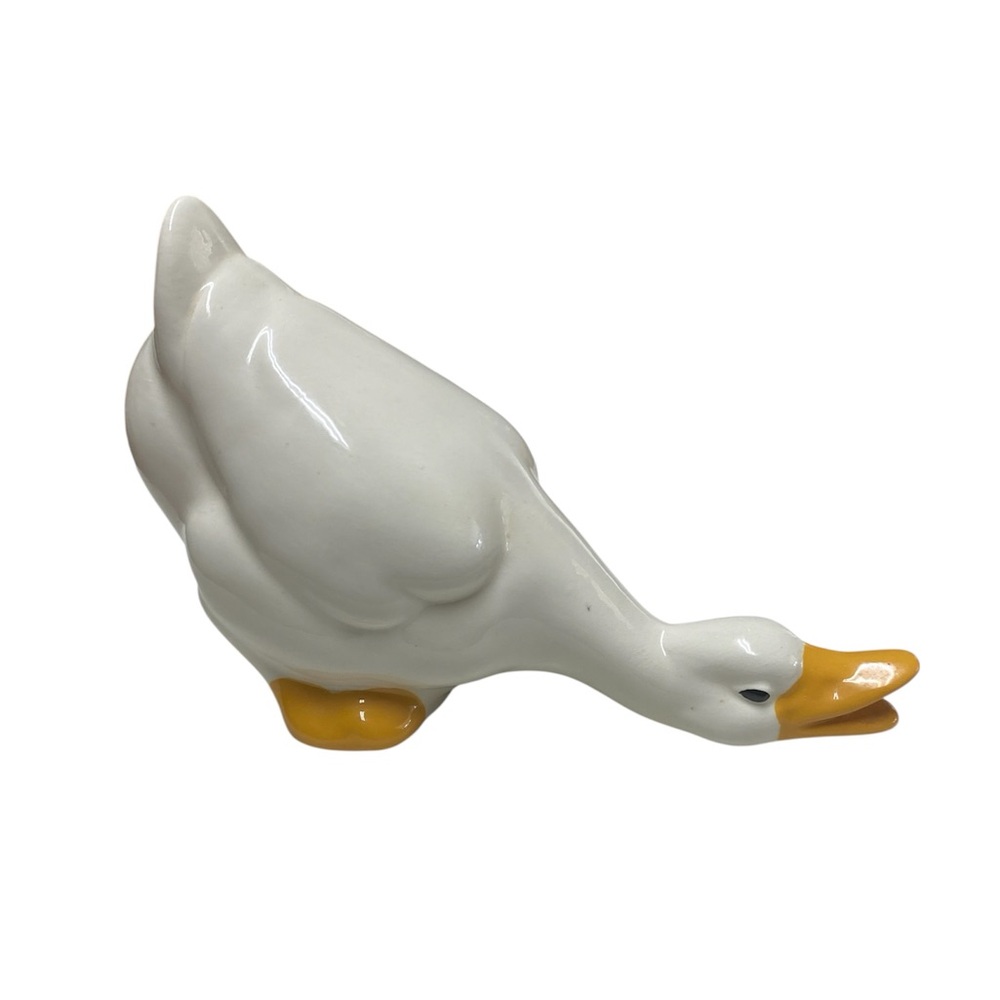 Vintage Carriage House White Ceramic Goose Figurine 7.5” X 5” Country Kitsch